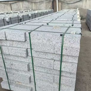 河南 白麻花岗岩路沿石，弧形路沿石，道牙石，马路牙子，界石，路缘石，平沿石，直岩石，平缘石等