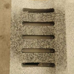 河南 芝麻白拉丝面花岗岩U型开槽排水槽