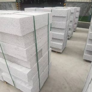 河南 白麻花岗岩路沿石，立缘石，平缘石，路牙石，道牙石，马路牙子等