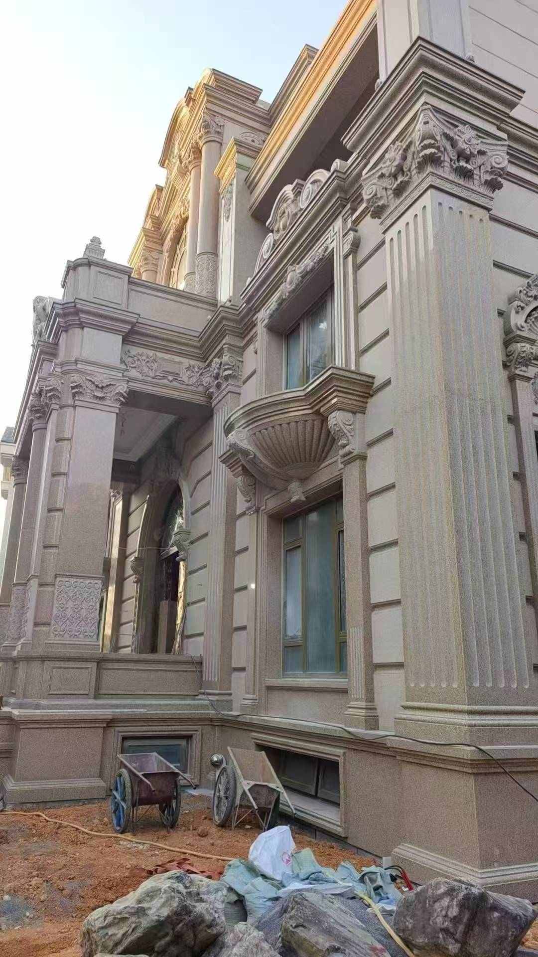 河南 黄金麻花岗岩光面别墅外墙干挂施工完成