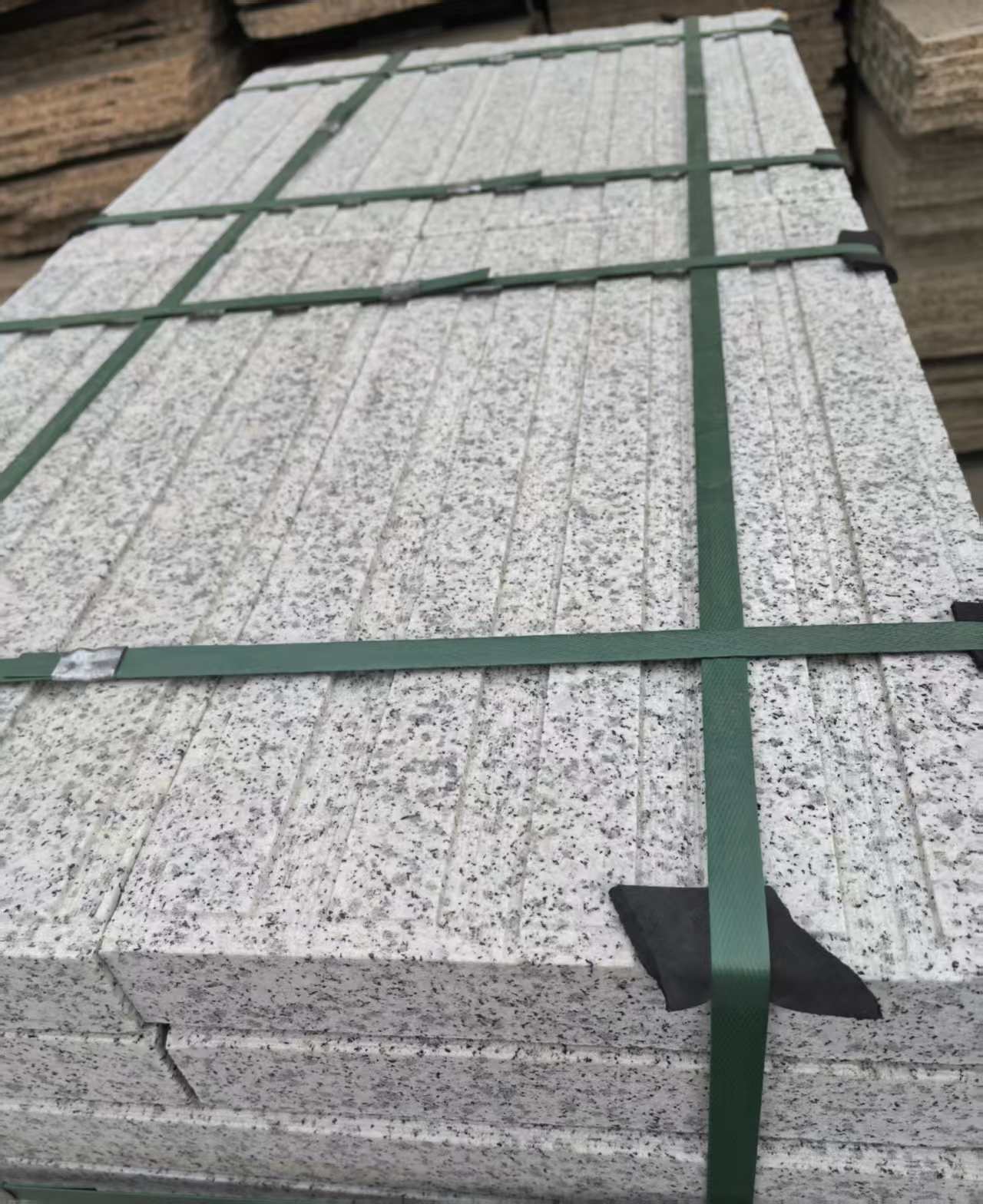 河南 白麻花岗岩直行盲道石，盲条，地铺石