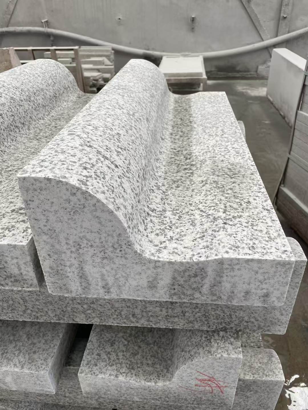 河南 白麻花岗岩S型路沿石，路侧石，马路牙子等