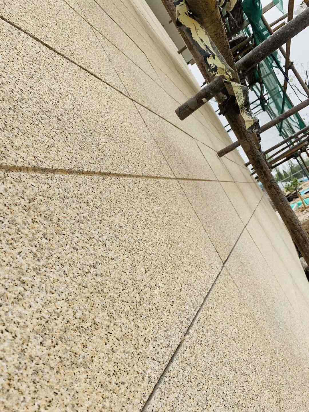 河南 黄金麻花岗岩荔枝面外墙干挂石材效果示例